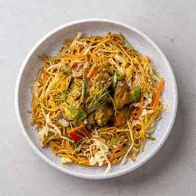 Green Chilli Pepper Chicken with Veggie Noodles